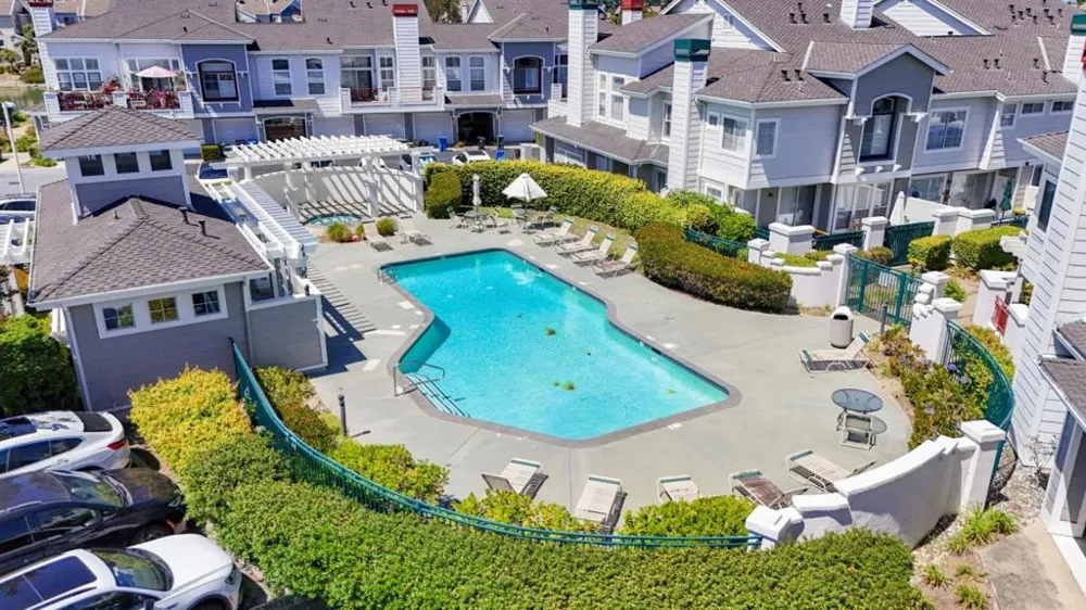 504 Shoal Circle Redwood City, CA 94065