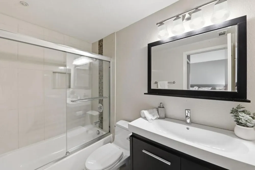 504 Shoal Circle Redwood City, CA 94065