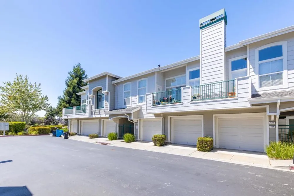 504 Shoal Circle Redwood City, CA 94065