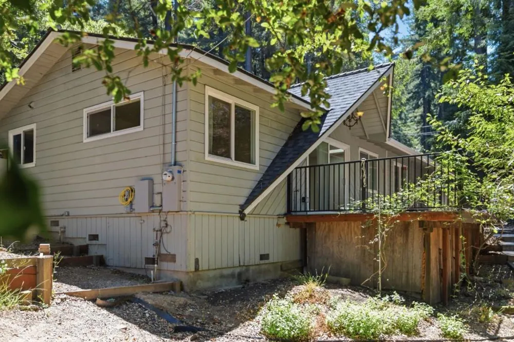 12489 Coleman Avenue Felton, CA 95018
