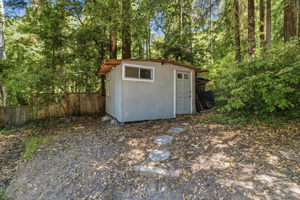 12489 Coleman Avenue Felton, CA 95018