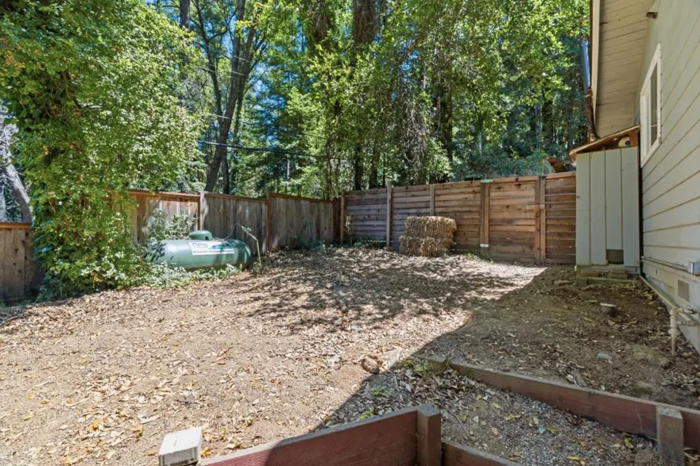12489 Coleman Avenue Felton, CA 95018