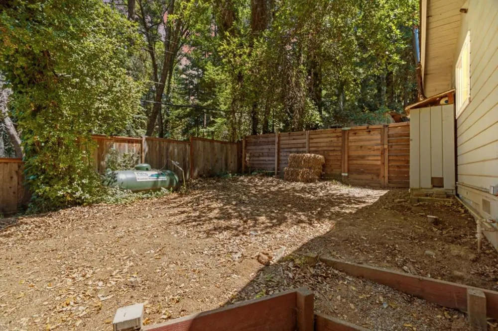 12489 Coleman Avenue Felton, CA 95018