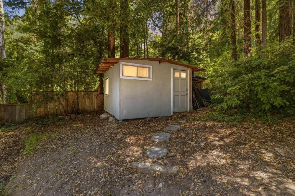 12489 Coleman Avenue Felton, CA 95018