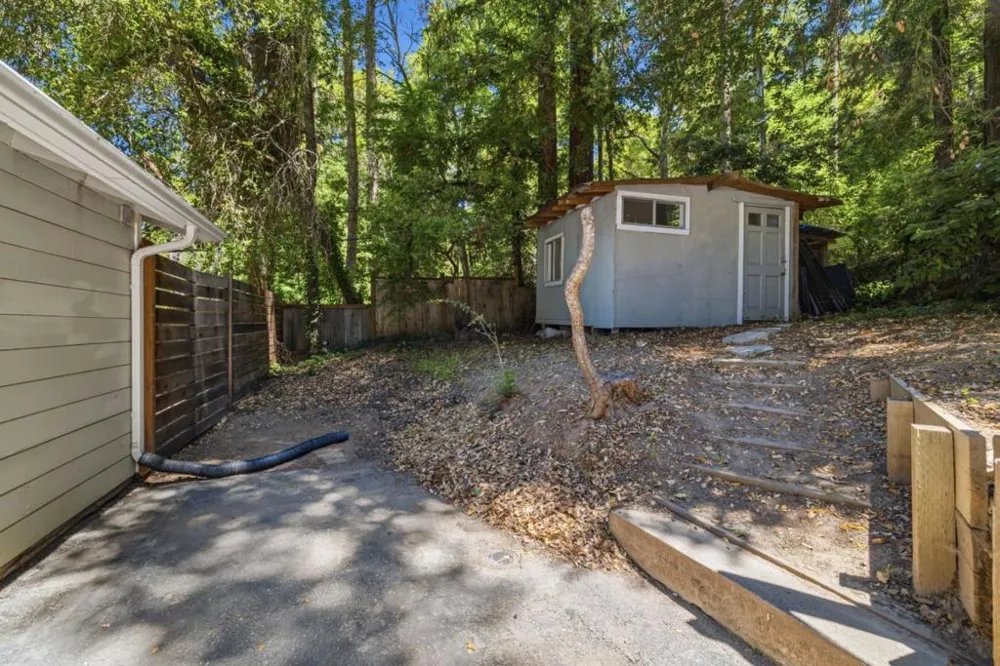 12489 Coleman Avenue Felton, CA 95018