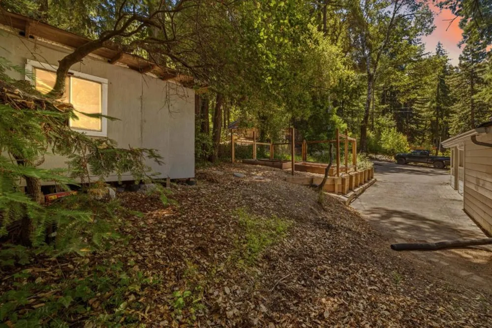 12489 Coleman Avenue Felton, CA 95018