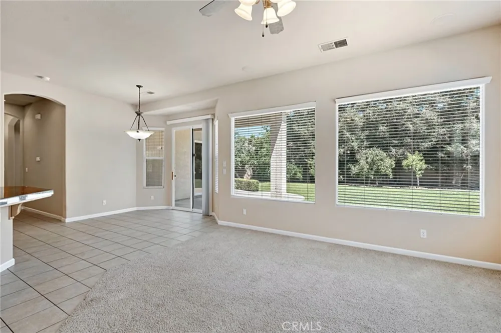 2579 Warner Avenue Clovis, CA 93611