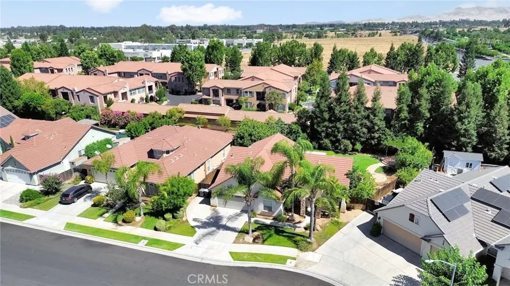2579 Warner Avenue Clovis, CA 93611