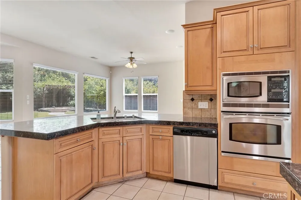 2579 Warner Avenue Clovis, CA 93611