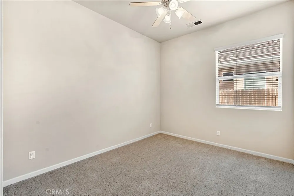 2579 Warner Avenue Clovis, CA 93611