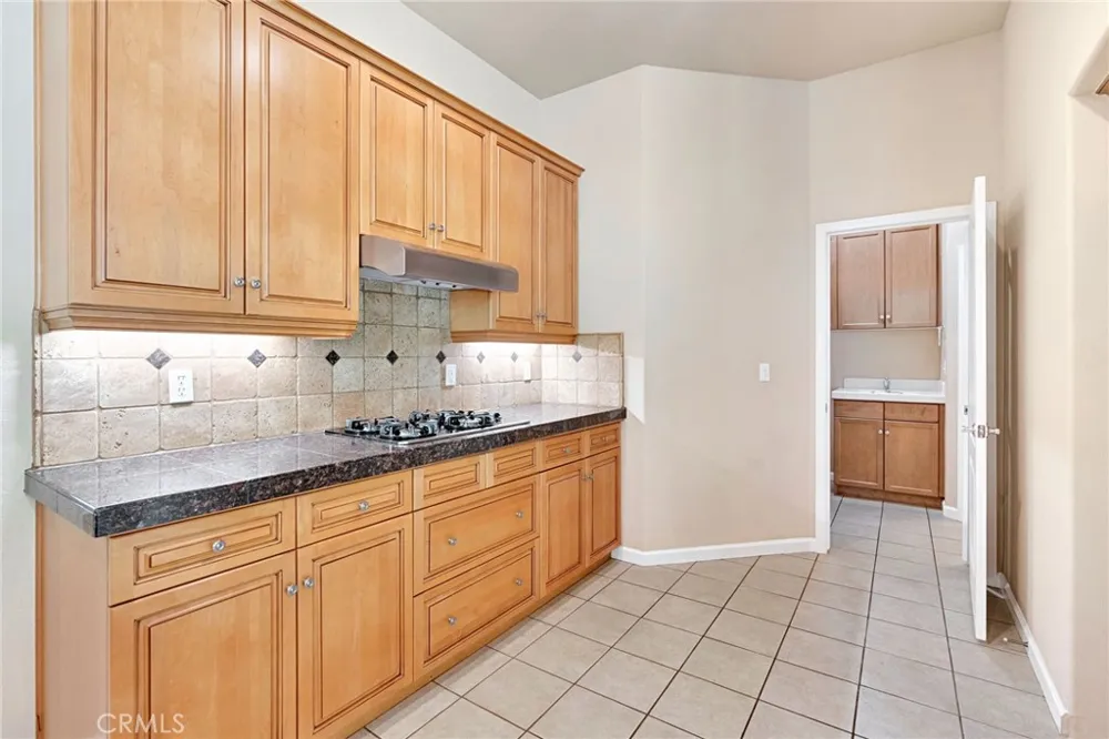 2579 Warner Avenue Clovis, CA 93611
