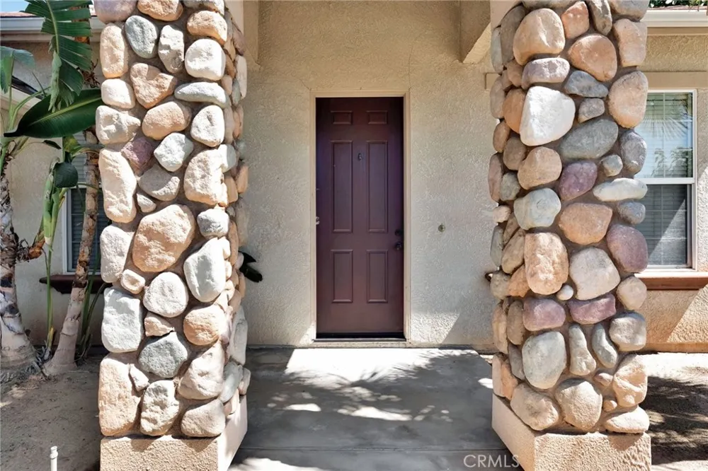 2579 Warner Avenue Clovis, CA 93611