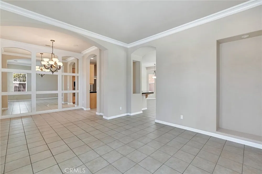 2579 Warner Avenue Clovis, CA 93611