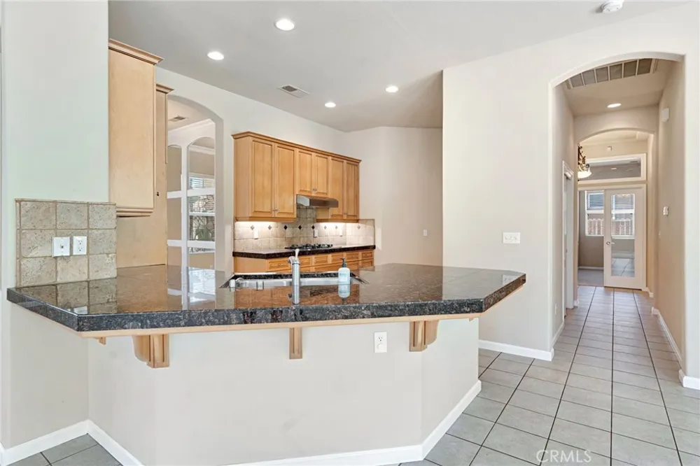 2579 Warner Avenue Clovis, CA 93611