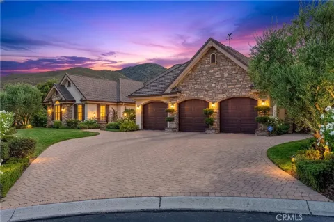 22121 Lynx Court