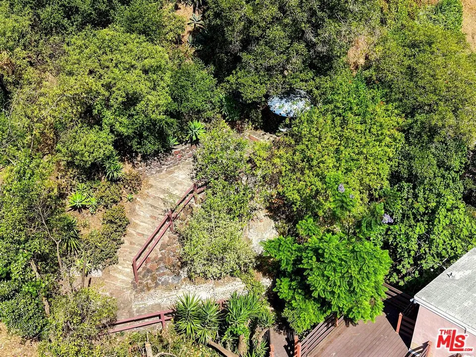 1029 Beverly Glen Boulevard Los Angeles, CA 90077