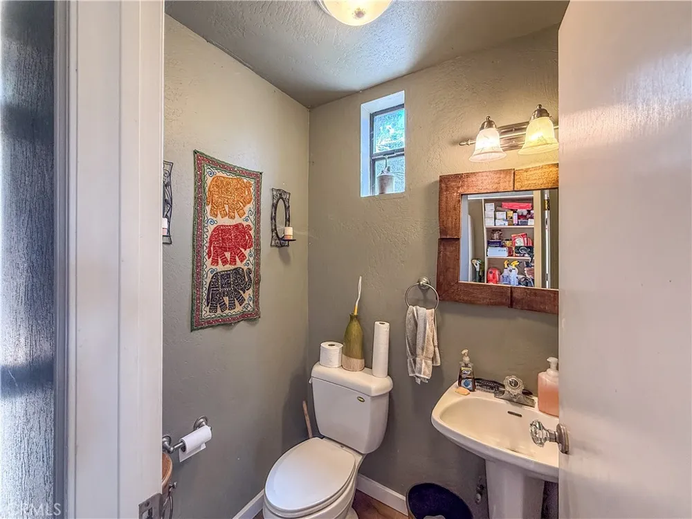 42306 Snowline Court Oakhurst, CA 93644