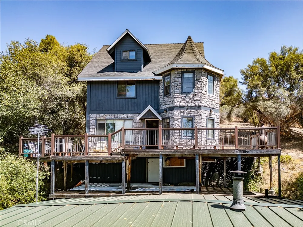 42306 Snowline Court Oakhurst, CA 93644