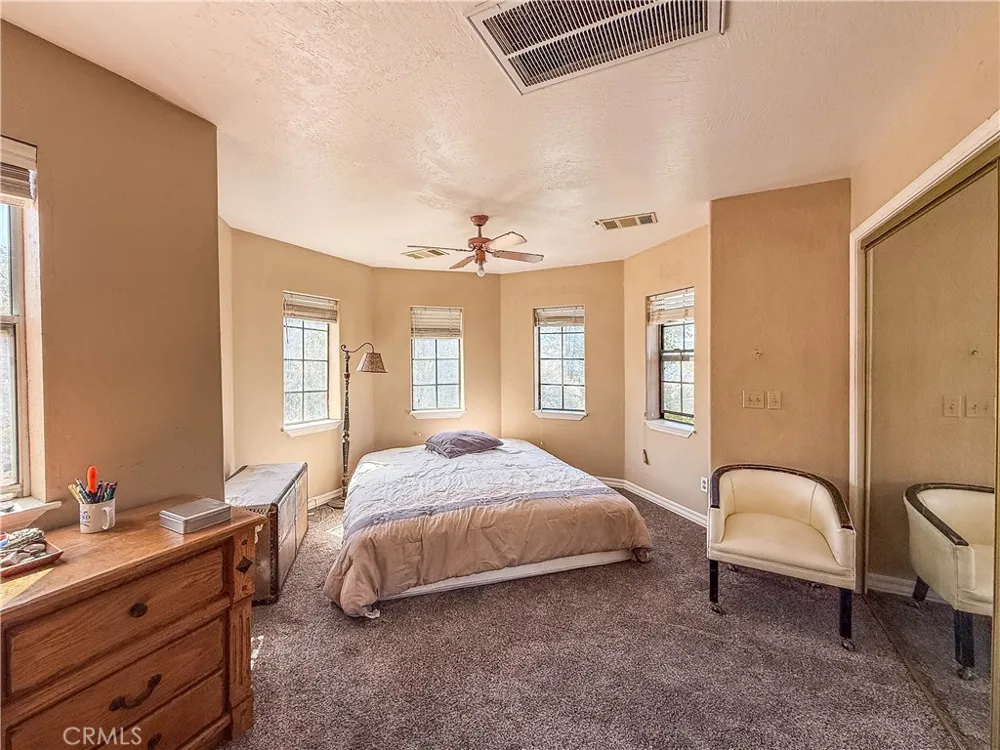 42306 Snowline Court Oakhurst, CA 93644