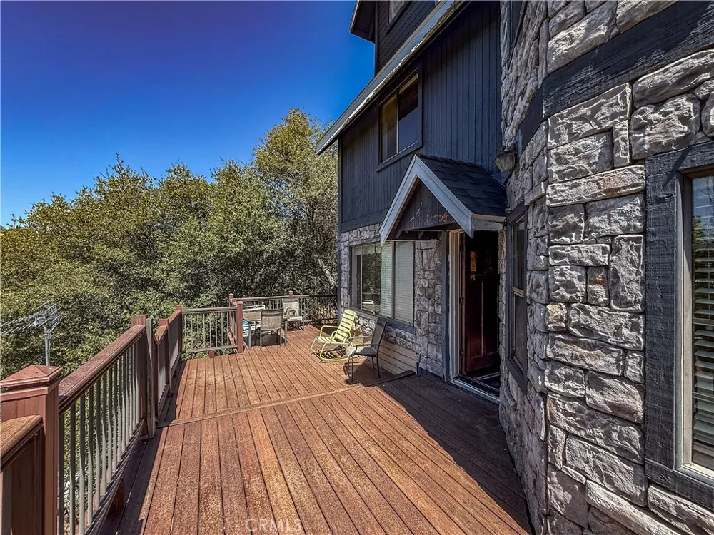 42306 Snowline Court Oakhurst, CA 93644