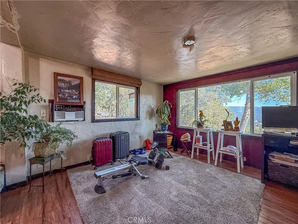42306 Snowline Court Oakhurst, CA 93644