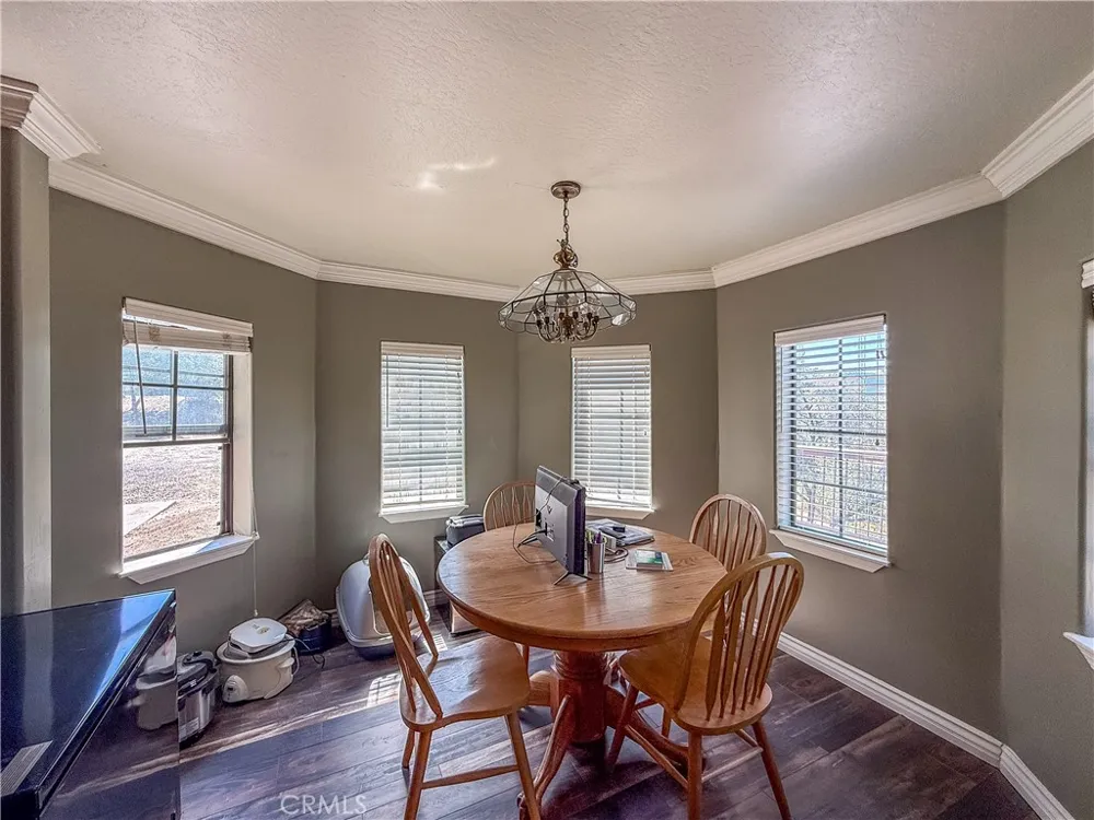42306 Snowline Court Oakhurst, CA 93644