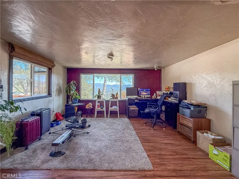 42306 Snowline Court Oakhurst, CA 93644