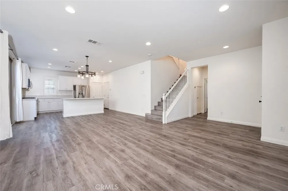46 Cactus Bloom Irvine, CA 92618