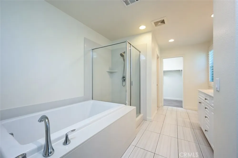46 Cactus Bloom Irvine, CA 92618