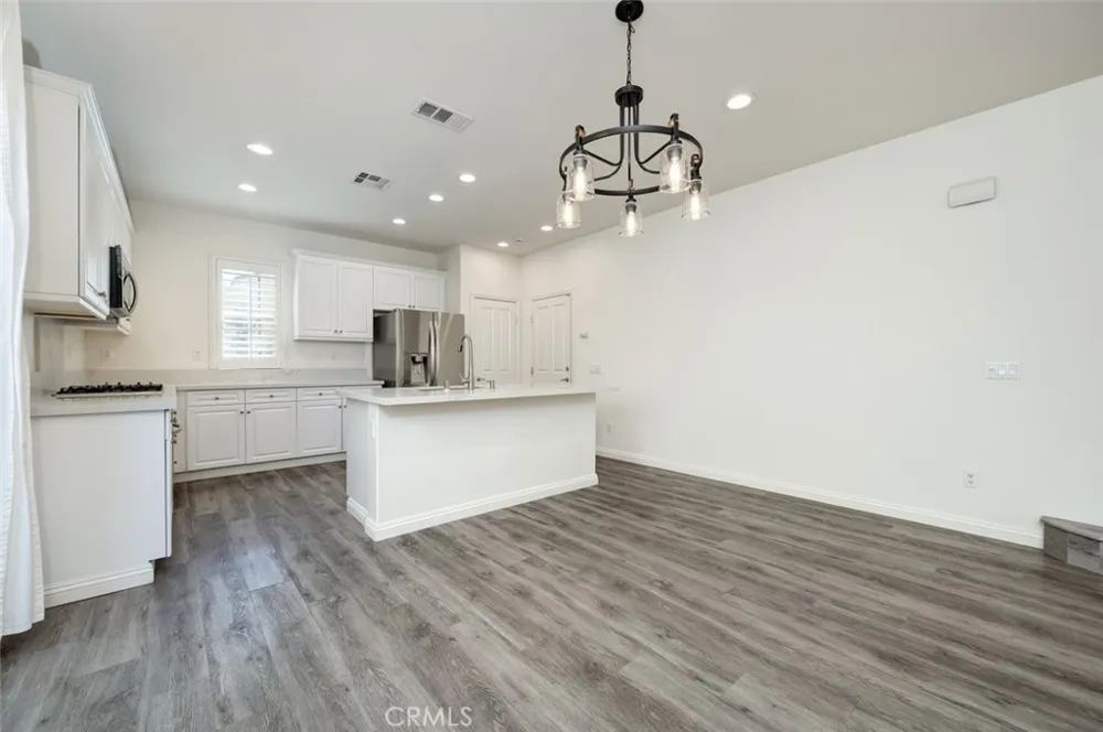 46 Cactus Bloom Irvine, CA 92618
