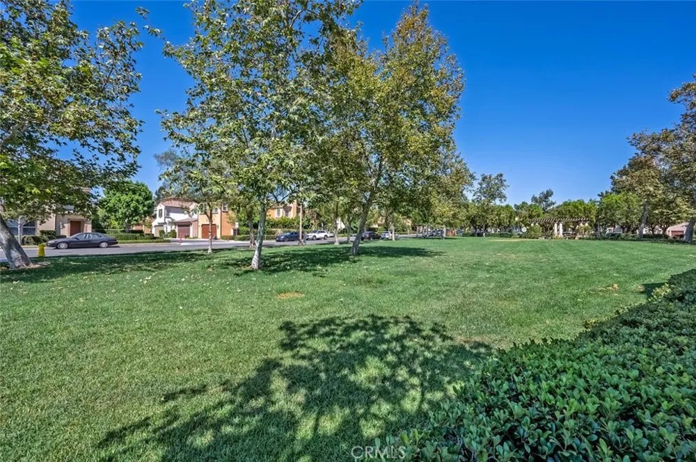 46 Cactus Bloom Irvine, CA 92618