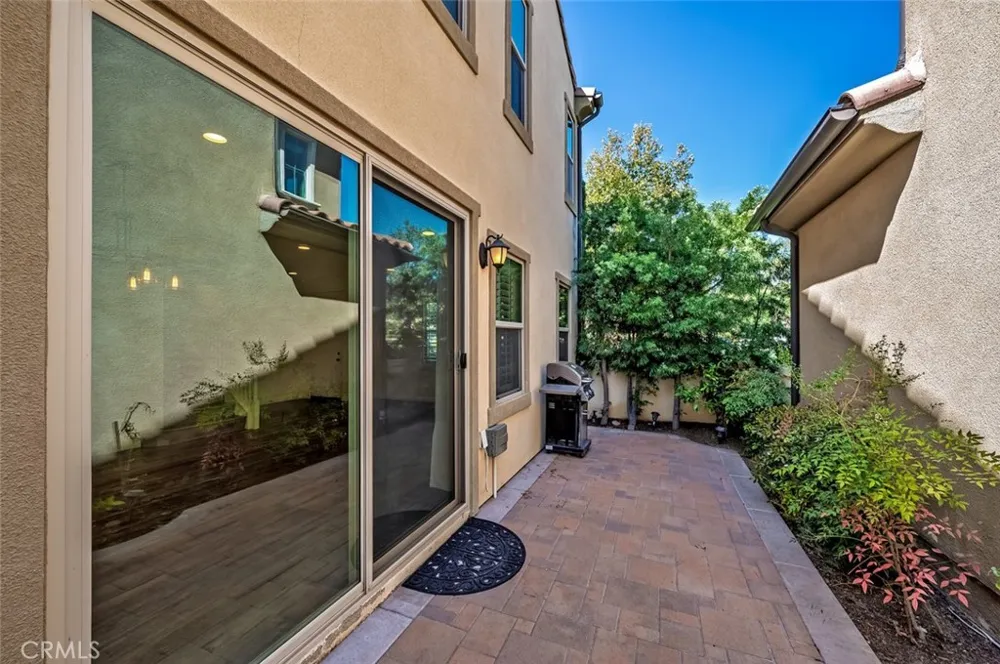 46 Cactus Bloom Irvine, CA 92618