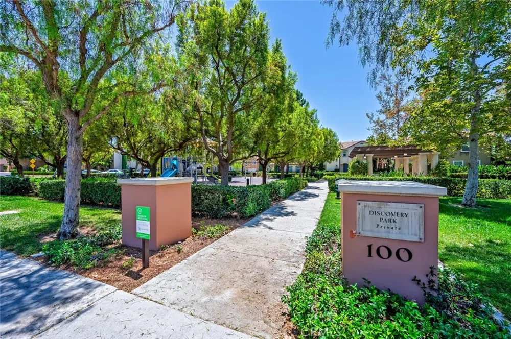 46 Cactus Bloom Irvine, CA 92618