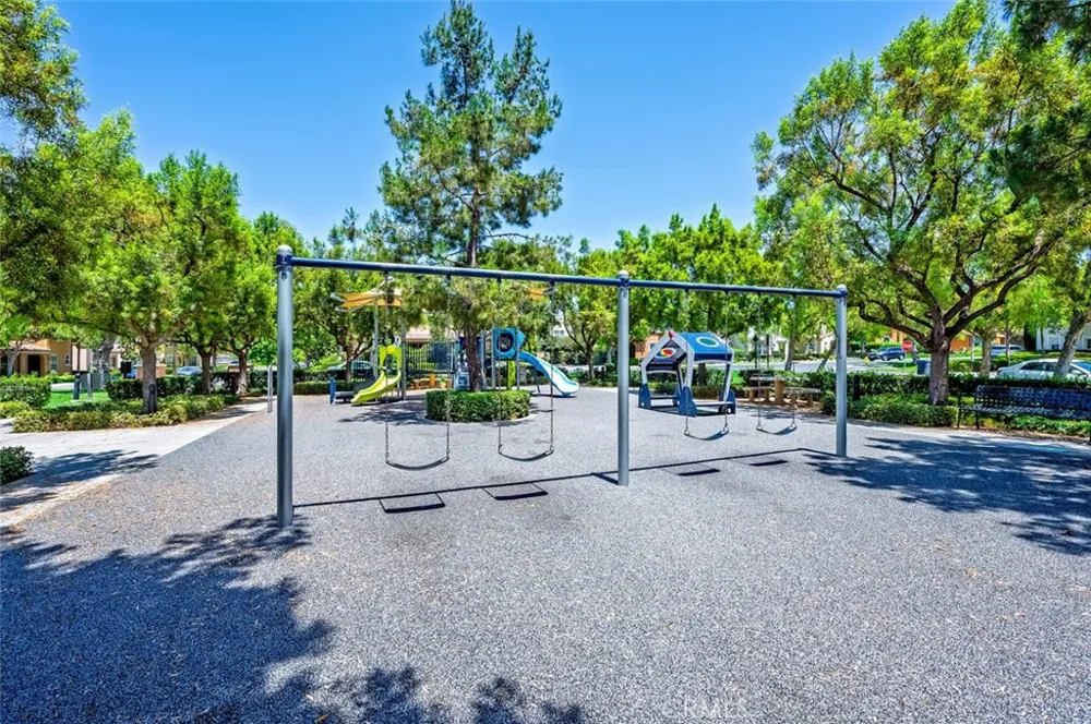 46 Cactus Bloom Irvine, CA 92618
