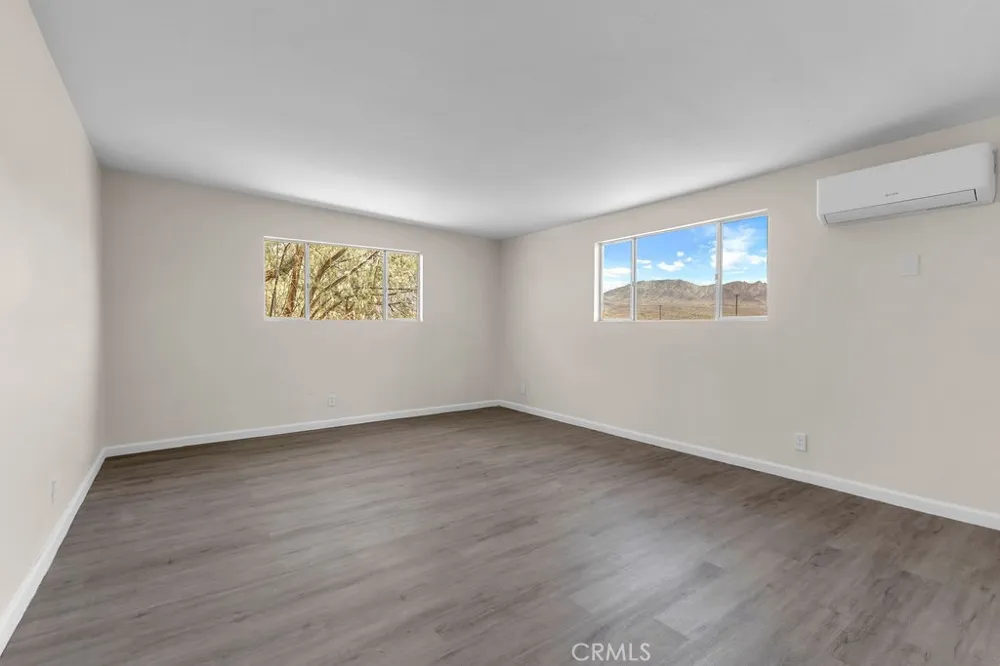 3852 Midway Road 29 Palms, CA 92277