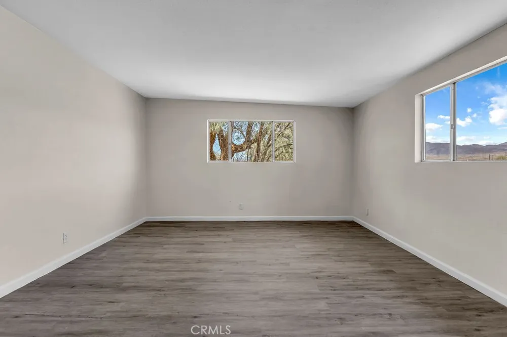 3852 Midway Road 29 Palms, CA 92277