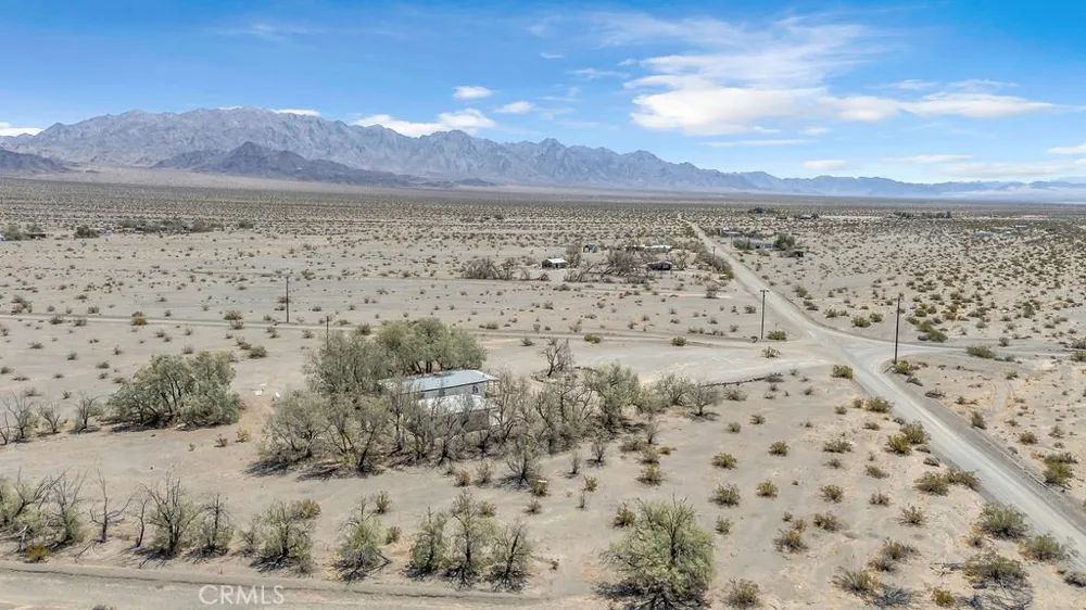 3852 Midway Road 29 Palms, CA 92277