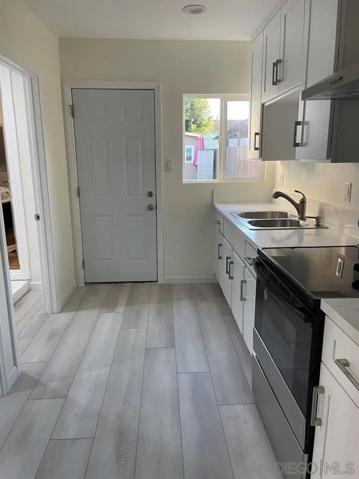 158 W 225th St #J-ADU Carson, CA 90745