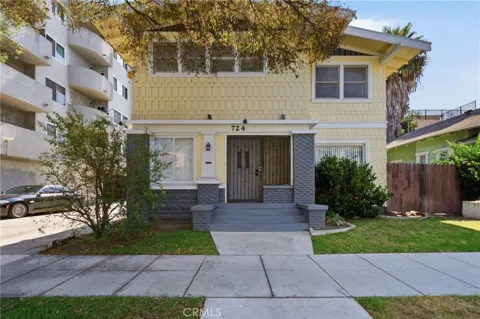 724 Elm Avenue