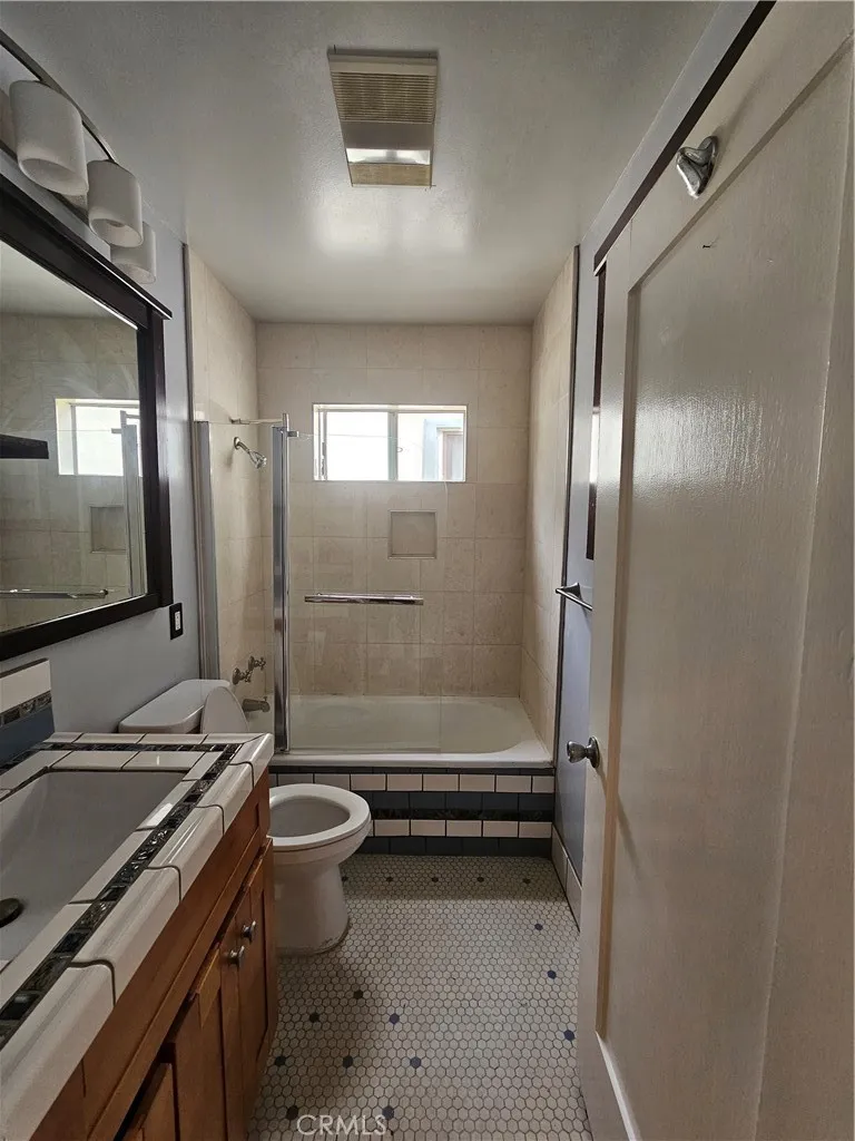 4966 Maywood Eagle Rock, CA 90041