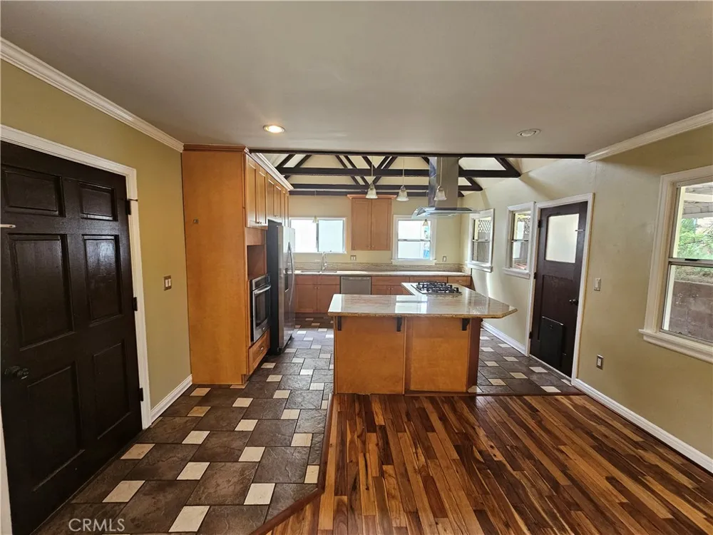 4966 Maywood Eagle Rock, CA 90041