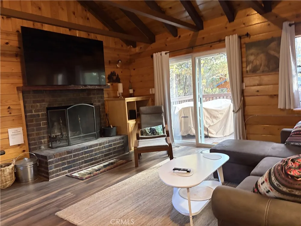 42871 Monterey Big Bear Lake, CA 92315