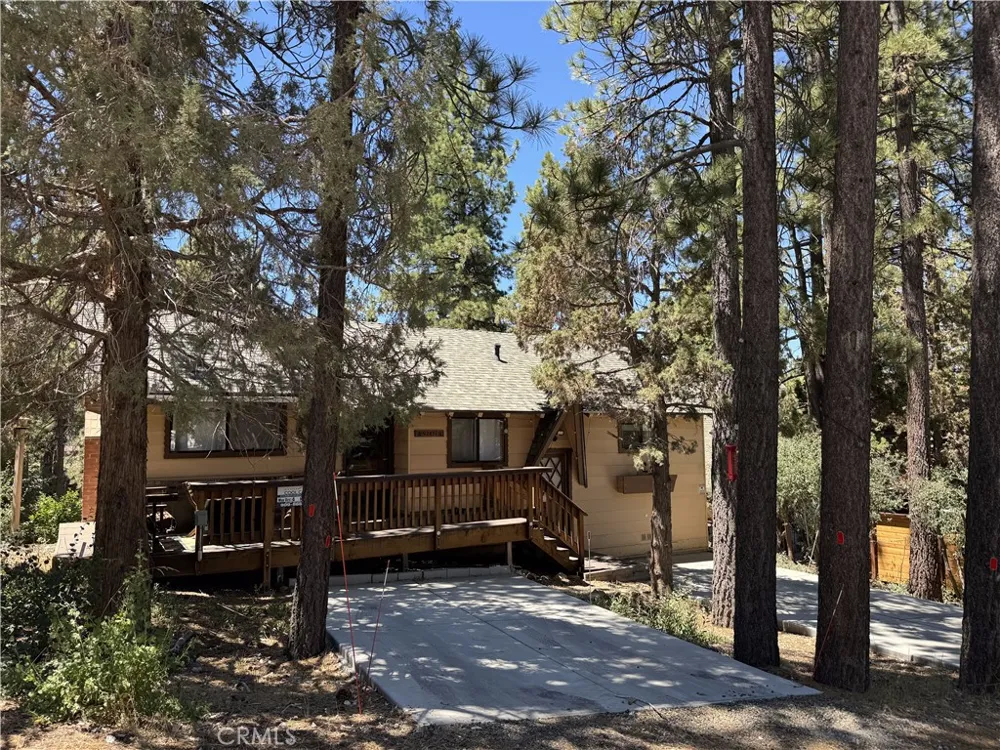 42871 Monterey Big Bear Lake, CA 92315