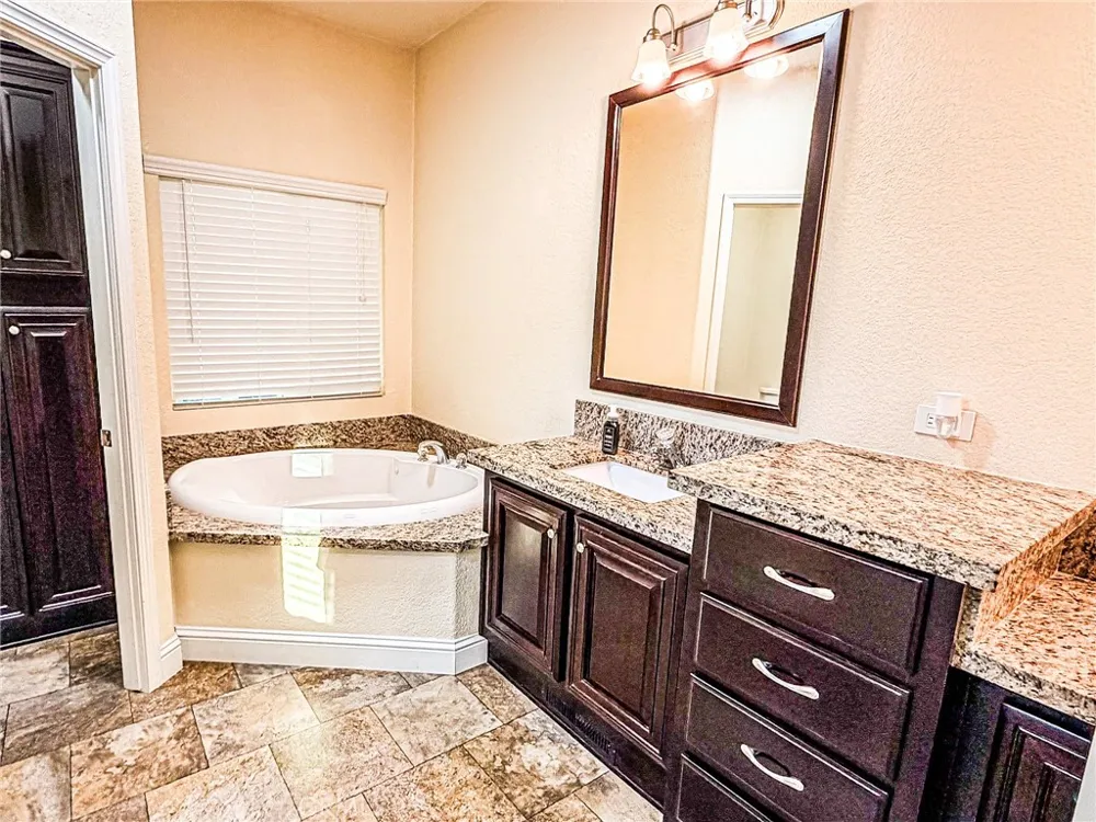 24720 Quail Run Homeland, CA 92548