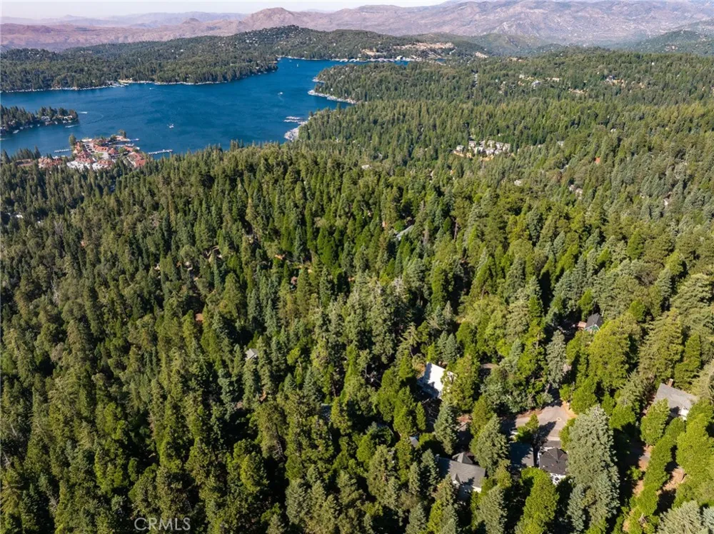 682 Buckingham Lake Arrowhead, CA 92352