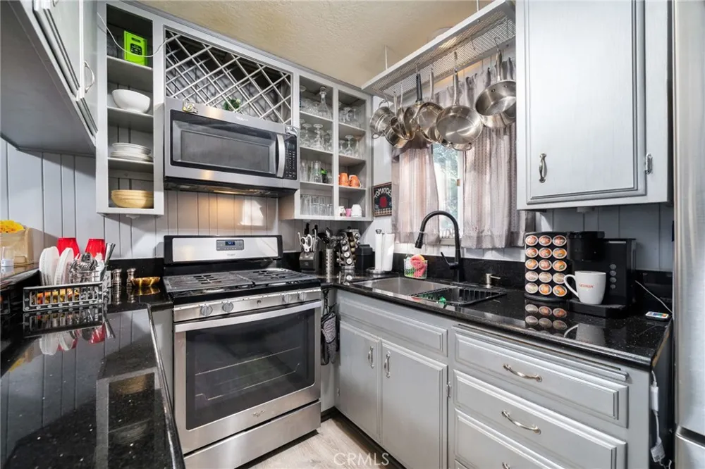 682 Buckingham Lake Arrowhead, CA 92352