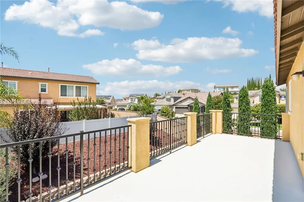 44228 Nighthawk Temecula, CA 92592