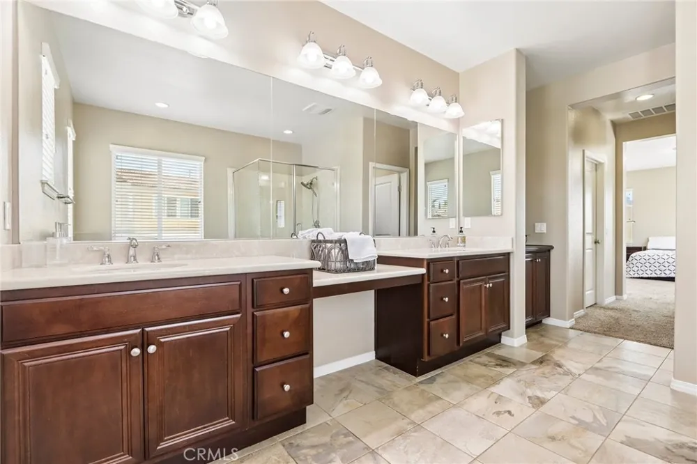 44228 Nighthawk Temecula, CA 92592