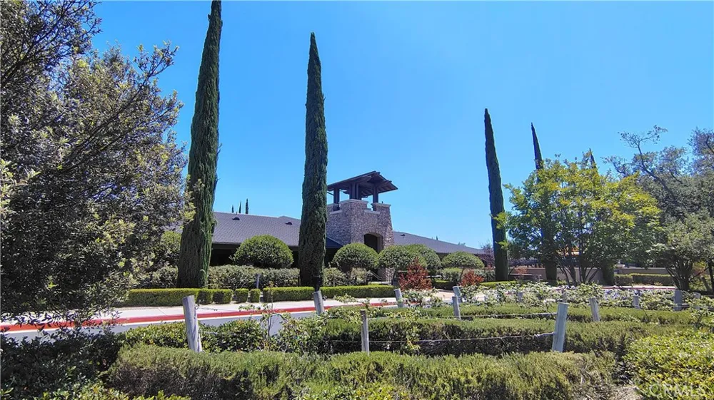 44228 Nighthawk Temecula, CA 92592