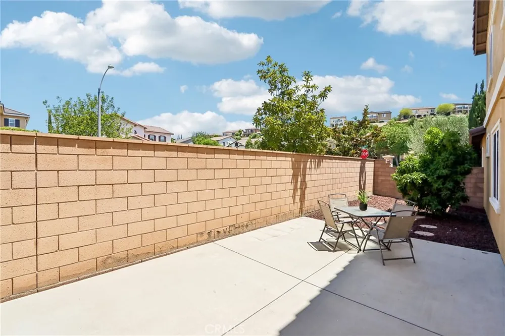 44228 Nighthawk Temecula, CA 92592